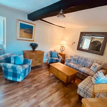 Bed and Breakfast Burford House Bh Экстерьер фото