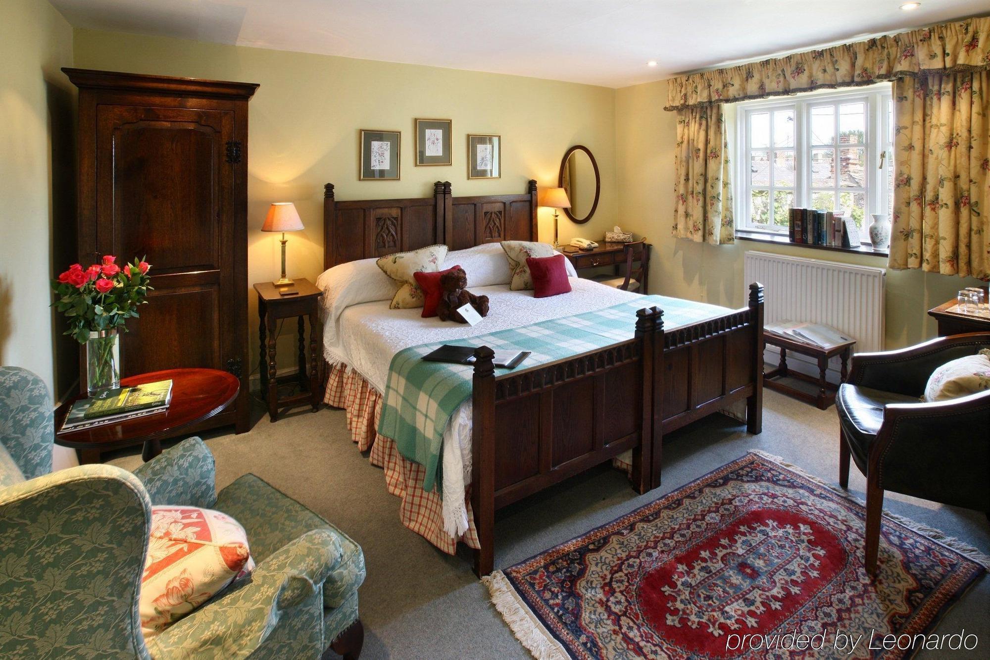 Bed and Breakfast Burford House Bh Экстерьер фото