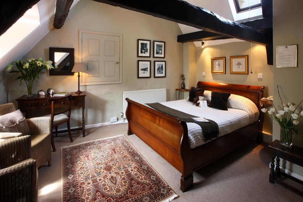 Bed and Breakfast Burford House Bh Экстерьер фото